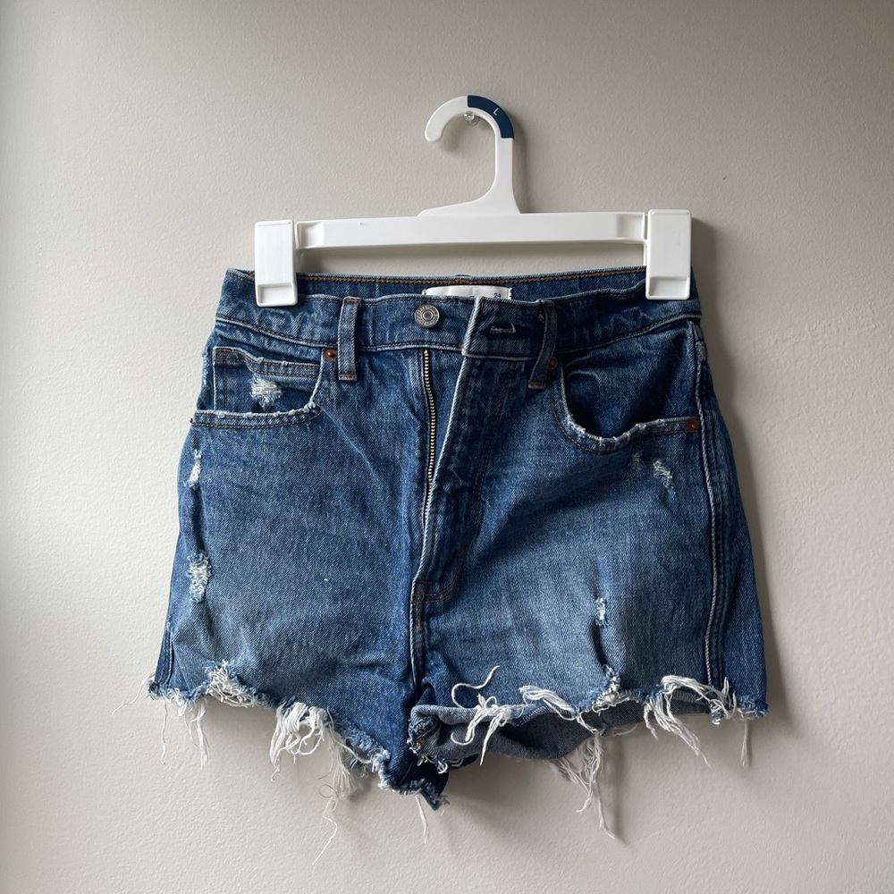 Abercrombie & Fitch shorts size 00